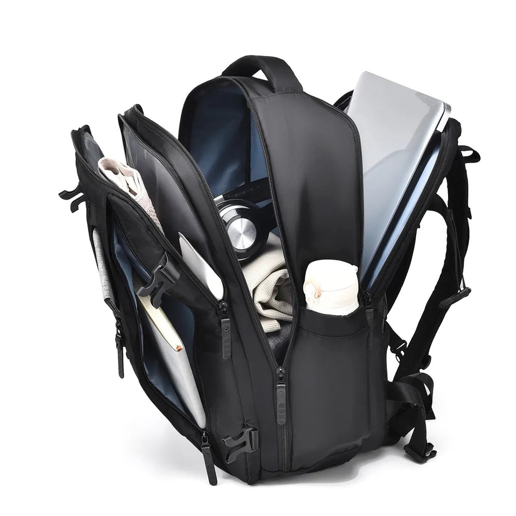 Mochila Ejecutiva para Laptop Expandible 20-39 L, USB y Antirrobo