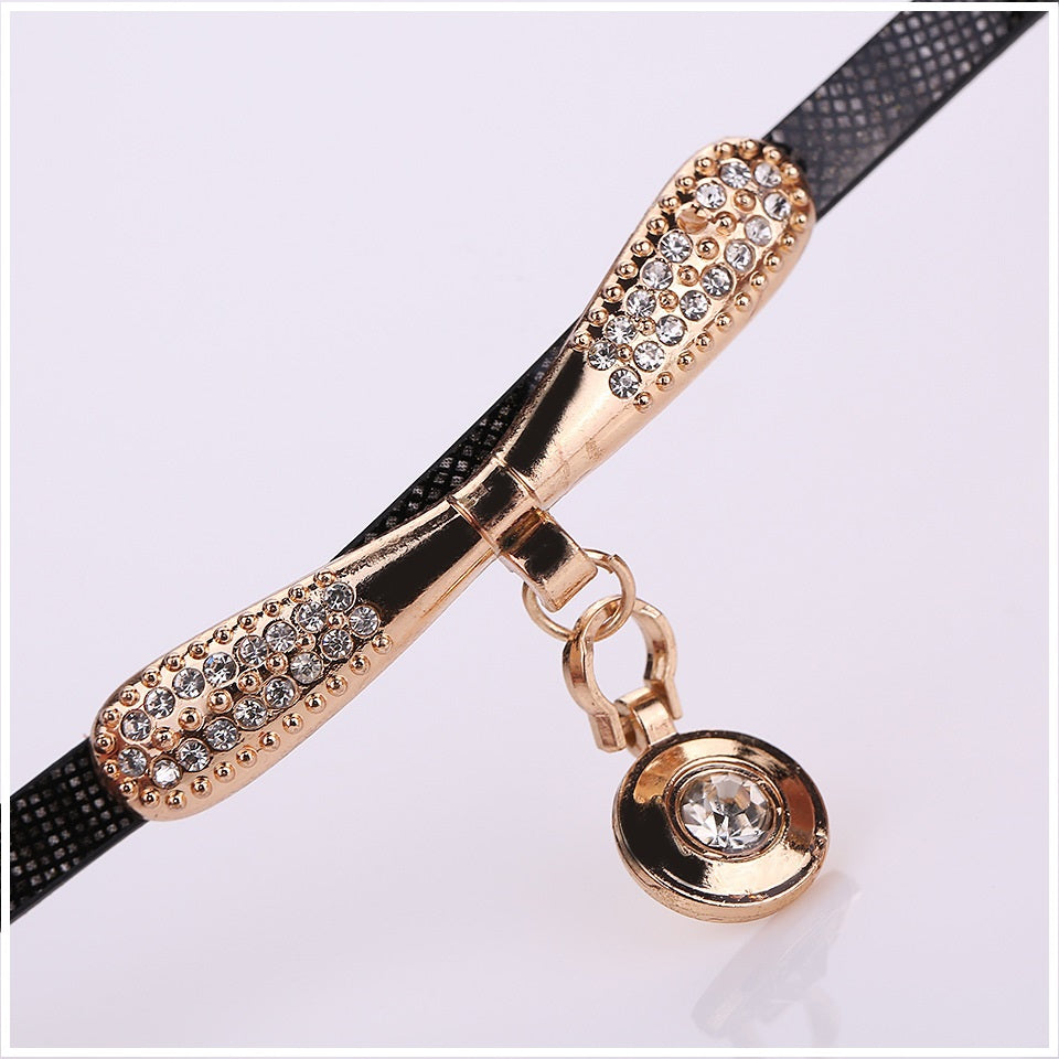 Reloj Personalizado para Mujeres con Incrustaciones y Pulsera Negro