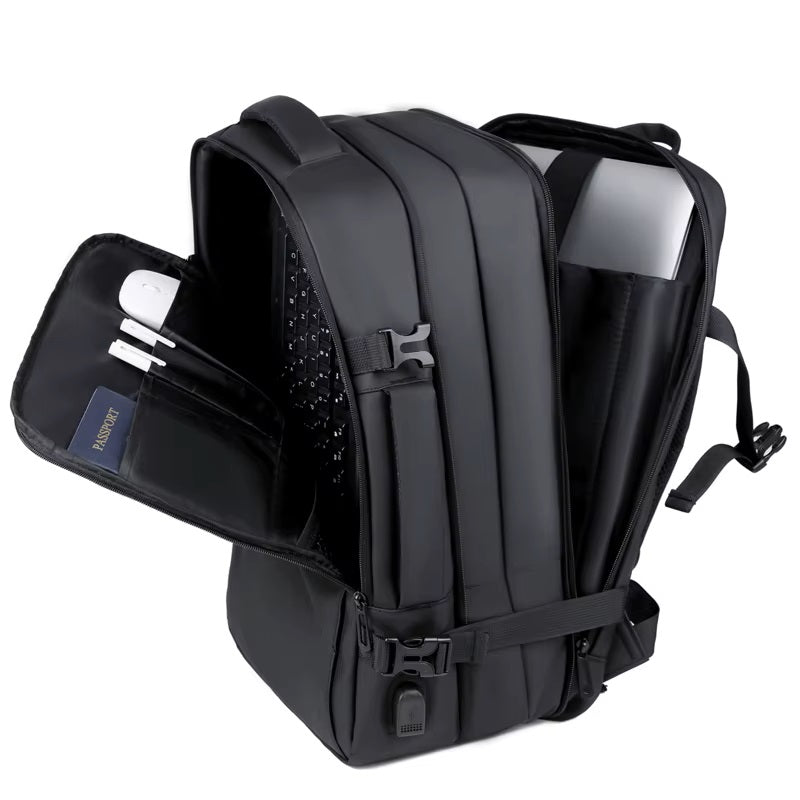 Mochila Ejecutiva para Laptop Expandible 20-39 L, USB y Antirrobo