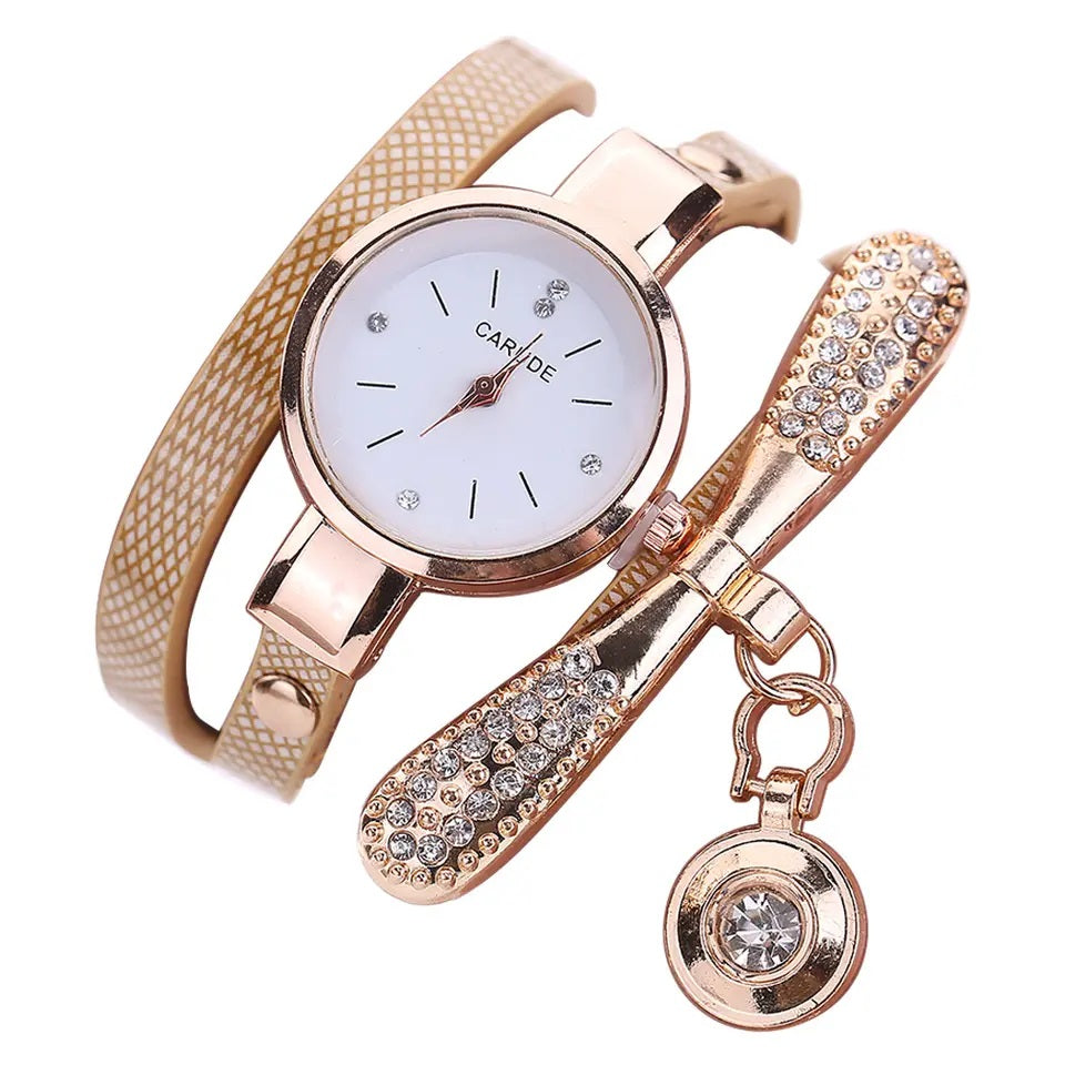 Reloj Personalizado para Mujeres con Incrustaciones y Pulsera