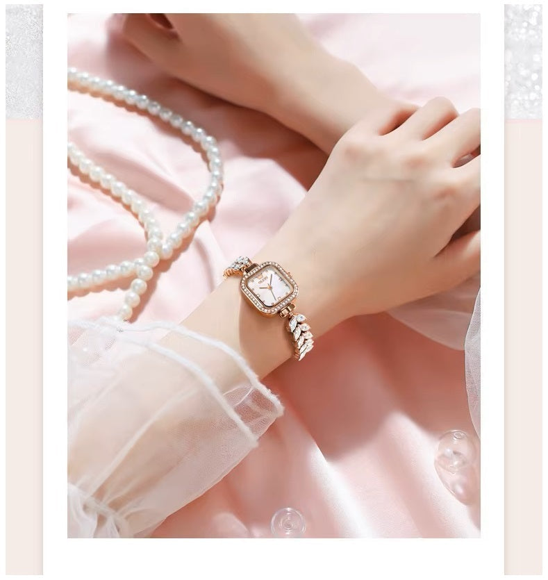 Reloj de Mujer Elegante con Diseño de Sirena, Cristales de Zirconia