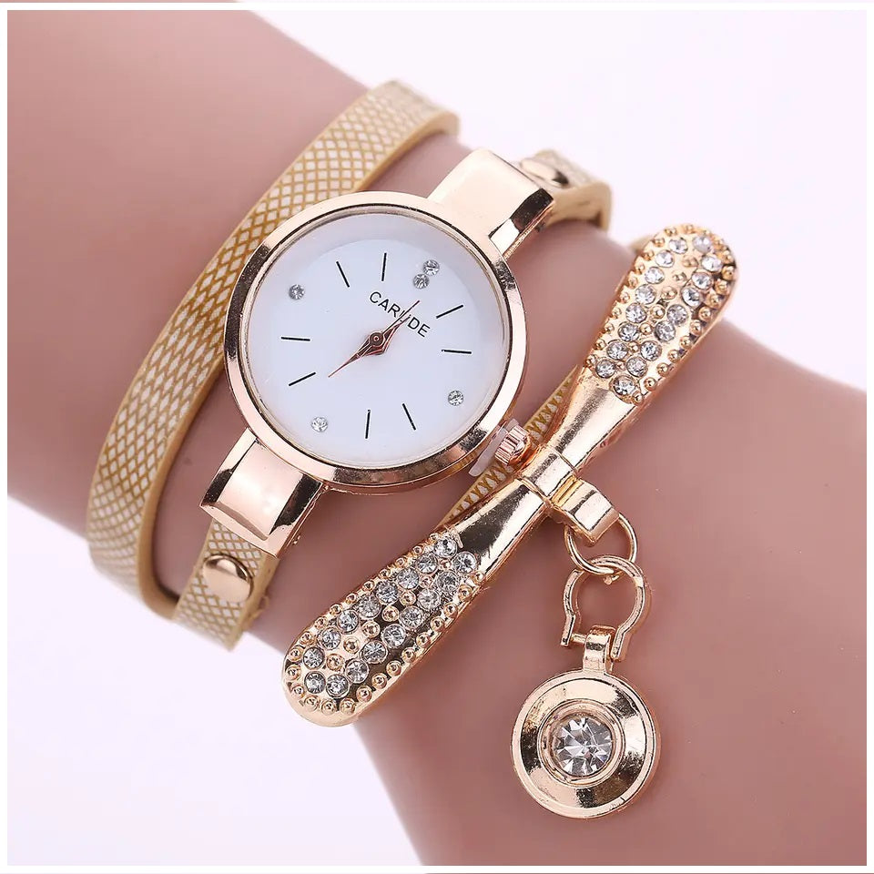 Reloj Personalizado para Mujeres con Incrustaciones y Pulsera