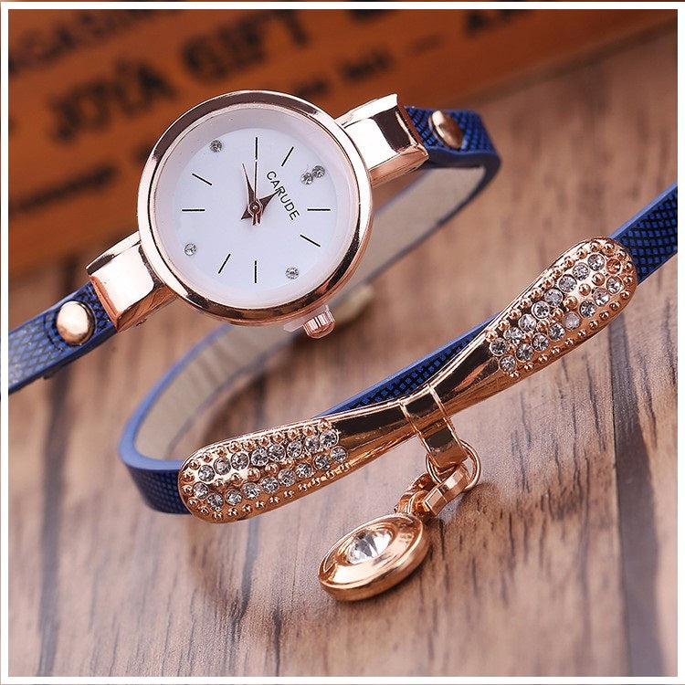 Reloj Personalizado para Mujeres con Incrustaciones y Pulsera Azul