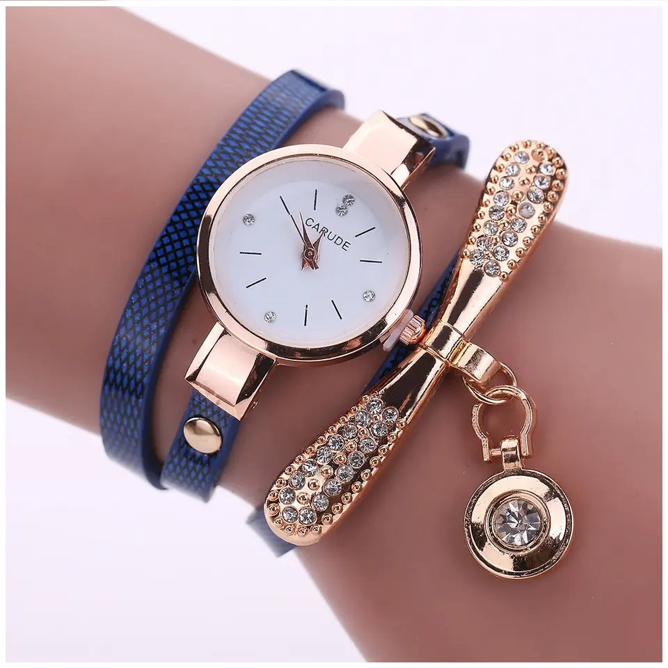 Reloj Personalizado para Mujeres con Incrustaciones y Pulsera Azul