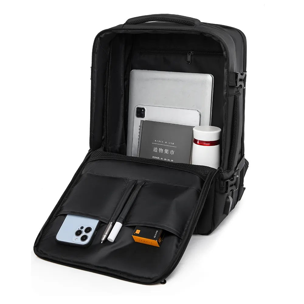 Mochila Ejecutiva para Laptop Expandible 20-39 L, USB y Antirrobo