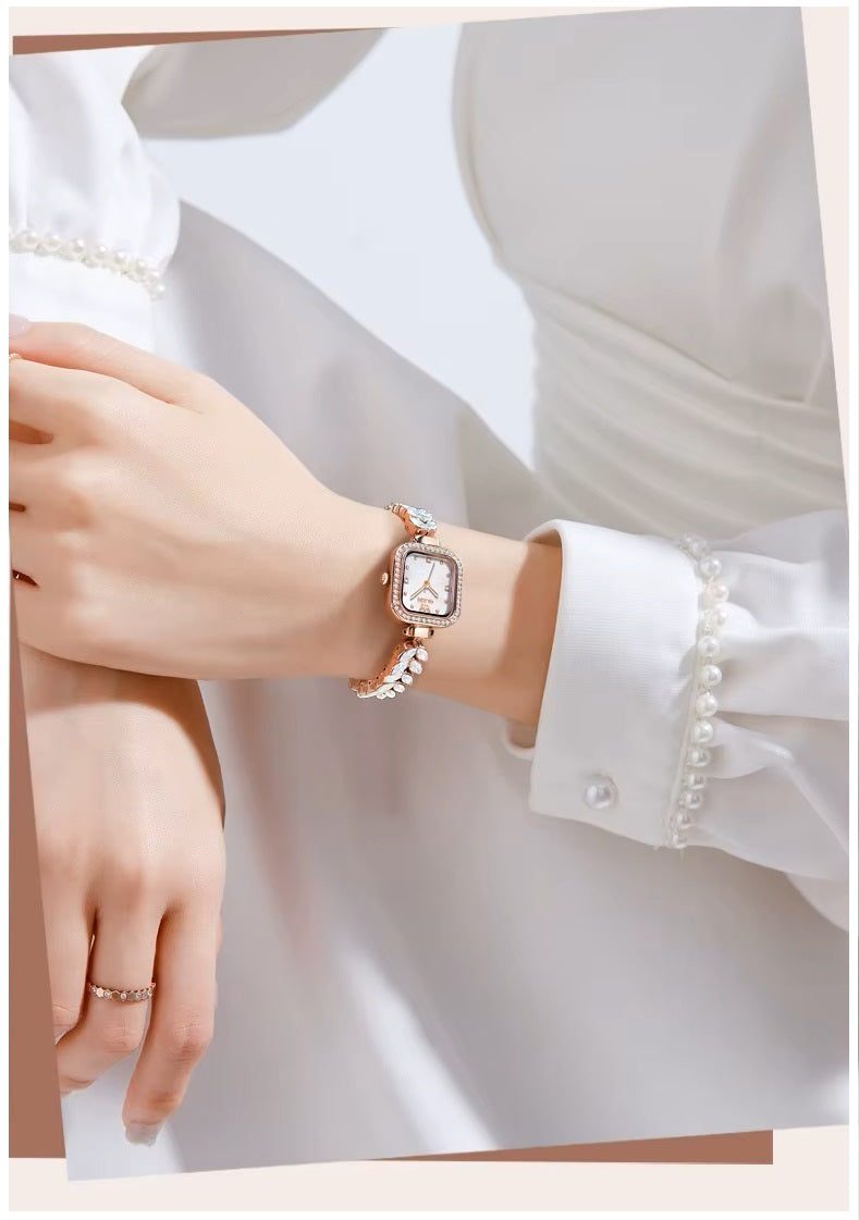 Reloj de Mujer Elegante con Diseño de Sirena, Cristales de Zirconia