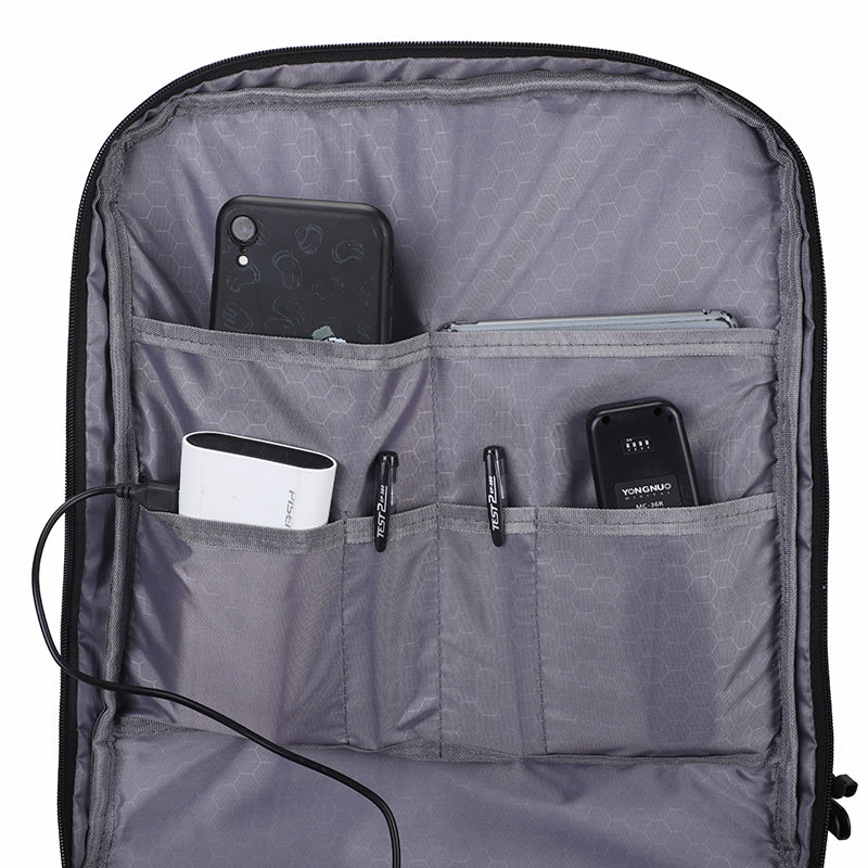 Mochila Multifuncional de Viaje Resistente al Agua con puerto USB 37 L
