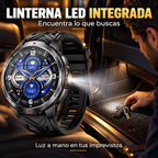 Smartwatch negro con linterna LED lateral encendida; búsqueda de llaves en el interior del vehículo